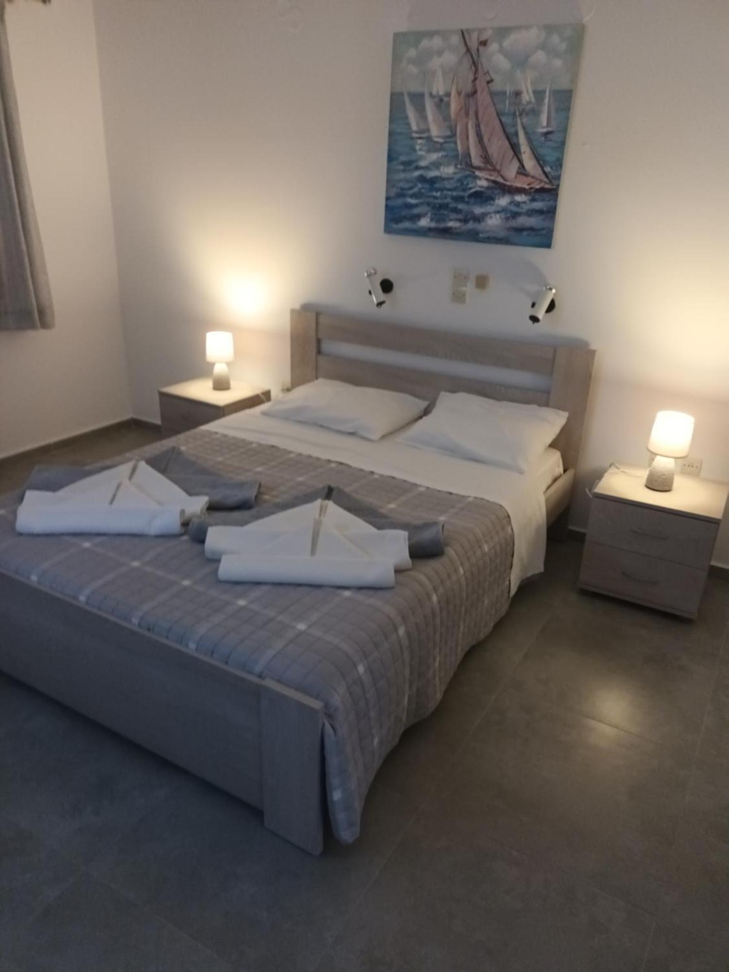 Holidays In Paros Алики Экстерьер фото