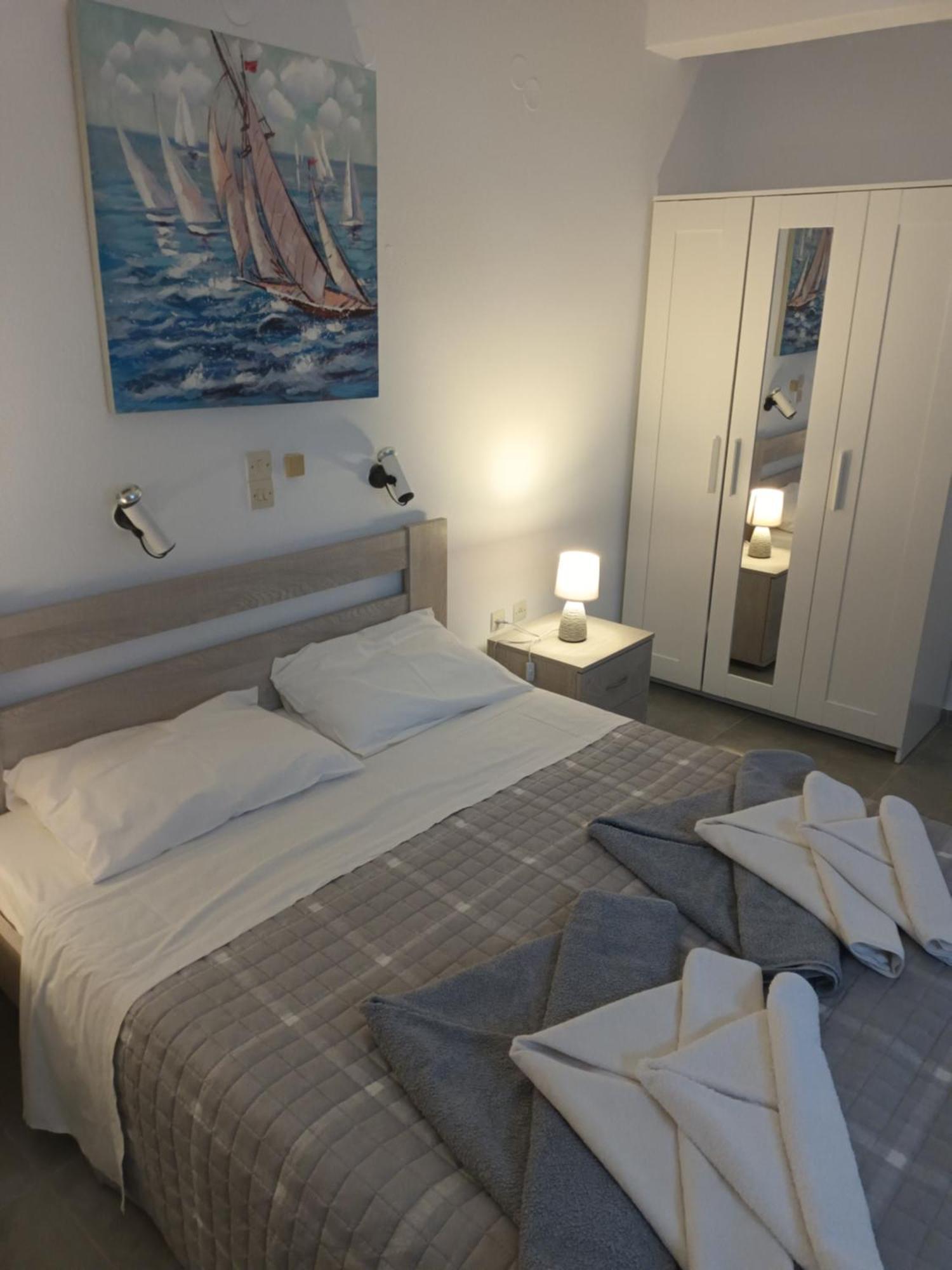 Holidays In Paros Алики Экстерьер фото